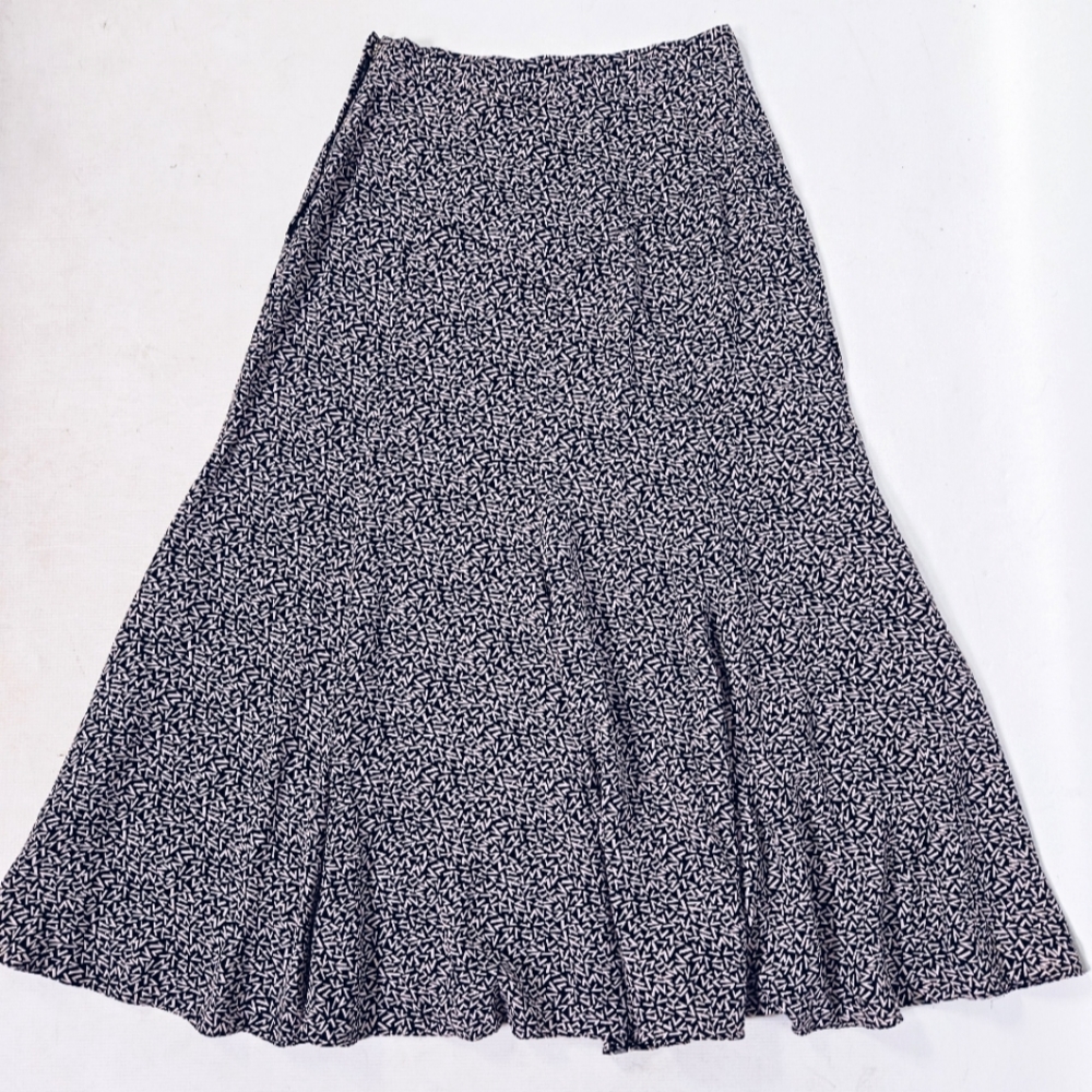 Geo Print Midi Skirt - Picture 3 of 8